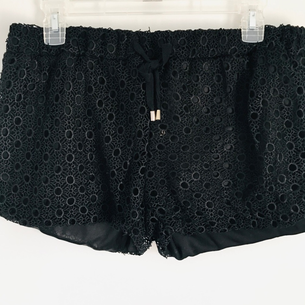 CI SONO | Eyelet Shorts